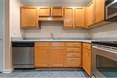 7100 W Friendly Avenue #105, Greensboro, NC 27410 - Photo 3