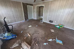 1050 Jacob St, Thomasville, NC 27360 - Photo 3