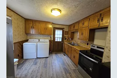 202 Boyd Street, Reidsville, NC 27320 - Photo 9