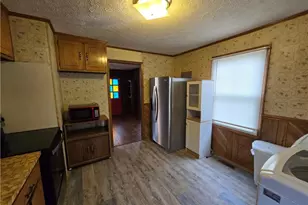 202 Boyd St, Reidsville, NC 27320 - Photo 11
