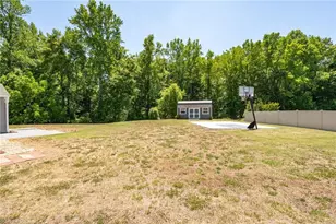 40 Onslowbay Ct, Whitsett, NC 27377 - Photo 37