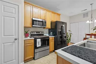 5757 Fox Ridge Ln, Winston-Salem, NC 27104 - Photo 13