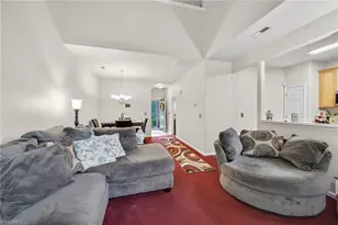 5757 Fox Ridge Ln, Winston-Salem, NC 27104 - Photo 3