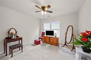 5757 Fox Ridge Ln, Winston-Salem, NC 27104 - Photo 15