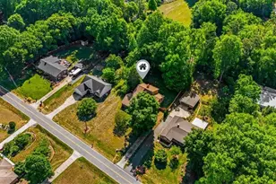 2016 Ledford Rd, Greensboro, NC 27406 - Photo 49