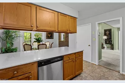 2016 Ledford Road, Greensboro, NC 27406 - Photo 13