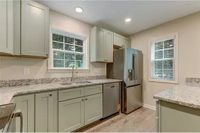 152 Bridford Downs Drive, Greensboro, NC 27407 - Photo 9