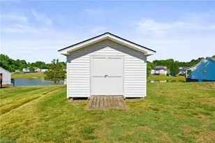 101 Erin Ln, Thomasville, NC 27360 - Photo 33