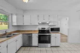 1928 Middlewood Ct, High Point, NC 27265 - Photo 13
