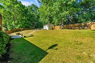 1928 Middlewood Ct, High Point, NC 27265 - Photo 33