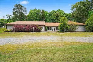 222 Market St, Madison, NC 27025 - Photo 49