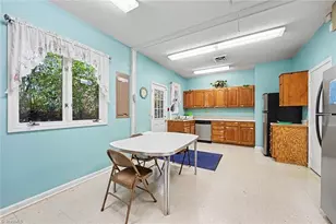 222 Market St, Madison, NC 27025 - Photo 21