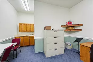222 Market St, Madison, NC 27025 - Photo 11