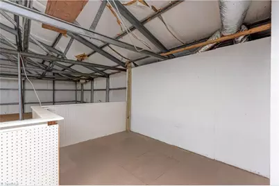 112 Short Morgan Street, Eden, NC 27288 - Photo 5