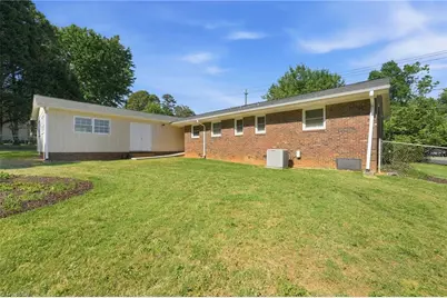 1905 Whitsett Street, Burlington, NC 27215 - Photo 19