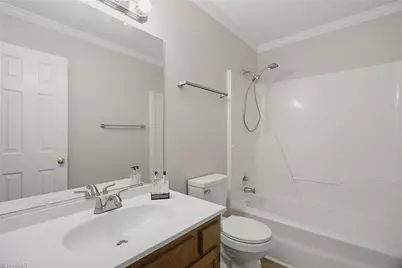 14 Collwood Court, Greensboro, NC 27409 - Photo 17