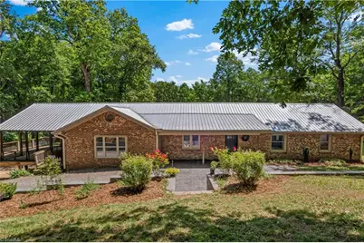 142 Pioneer Road, Harmony, NC 28634 - Photo 1