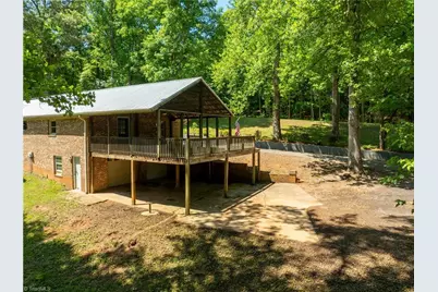 142 Pioneer Road, Harmony, NC 28634 - Photo 5