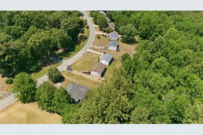 1920 Glenside Drive, Greensboro, NC 27405 - Photo 27