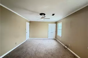 3204 Regents Park Ln, Greensboro, NC 27455 - Photo 17