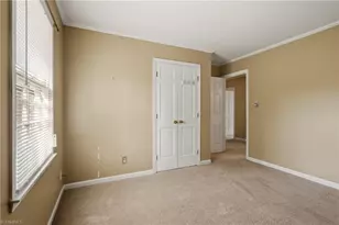 3204 Regents Park Ln, Greensboro, NC 27455 - Photo 23