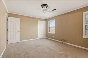 3204 Regents Park Ln, Greensboro, NC 27455 - Photo 17