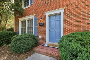 3204 Regents Park Ln, Greensboro, NC 27455 - Photo 3