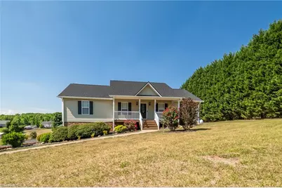 554 Dogwood Acres Lane, Madison, NC 27025 - Photo 3