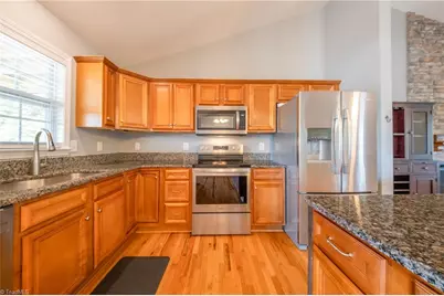 554 Dogwood Acres Lane, Madison, NC 27025 - Photo 13