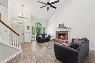6313 Lakebend Ct, Greensboro, NC 27410 - Photo 3