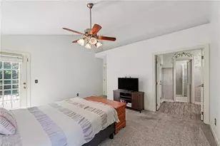 6313 Lakebend Ct, Greensboro, NC 27410 - Photo 11