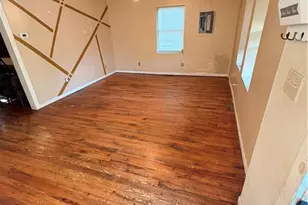 346 Oaktree St, Yanceyville, NC 27379 - Photo 5