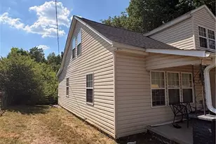 346 Oaktree St, Yanceyville, NC 27379 - Photo 3