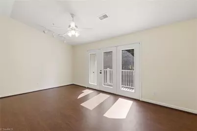 5934 W Friendly Avenue #J, Greensboro, NC 27410 - Photo 9