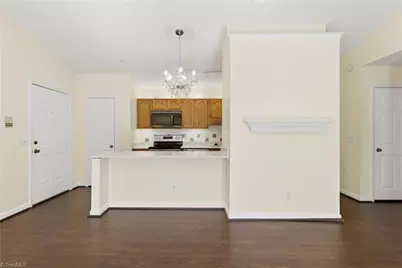 5934 W Friendly Avenue #J, Greensboro, NC 27410 - Photo 3