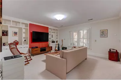 2706 Lake Forest Drive, Greensboro, NC 27408 - Photo 31