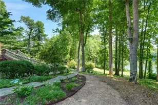 2706 Lake Forest Dr, Greensboro, NC 27408 - Photo 49