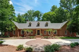 2706 Lake Forest Dr, Greensboro, NC 27408 - Photo 1