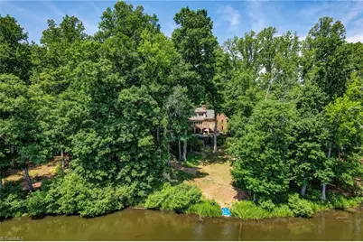 2706 Lake Forest Drive, Greensboro, NC 27408 - Photo 41