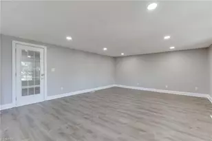 2817 Pickering Rd, Greensboro, NC 27407 - Photo 27