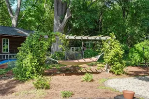 810 Olive St, Greensboro, NC 27401 - Photo 39