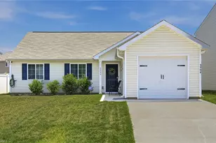 3904 Bissett Wy, Greensboro, NC 27405 - Photo 1