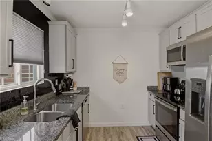 3904 Bissett Wy, Greensboro, NC 27405 - Photo 11