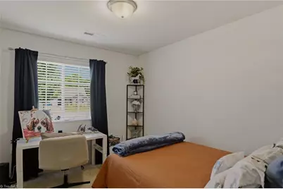 3904 Bissett Way, Greensboro, NC 27405 - Photo 23