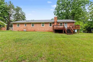 626 Kenneth Rd, Greensboro, NC 27410 - Photo 29