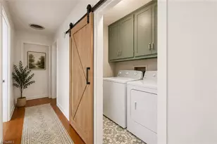 626 Kenneth Rd, Greensboro, NC 27410 - Photo 11