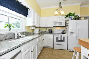 5831 Cardinal Way, Greensboro, NC 27410 - Photo 9