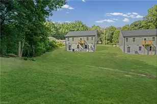 132 Pinnix St, Jonesville, NC 28642 - Photo 19