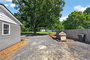 4306 Plainfield Rd, Sophia, NC 27350 - Photo 21