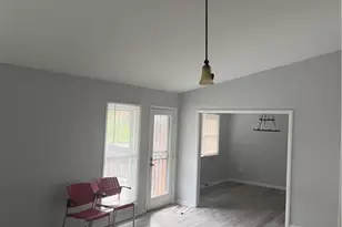 704 Meadowood St, Greensboro, NC 27409 - Photo 5